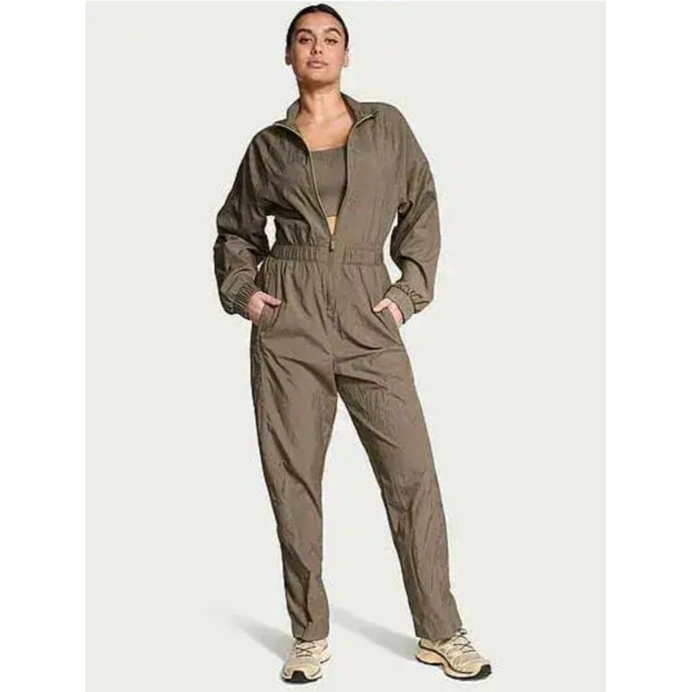 NEW VICTORIA'S SECRET VSX Power Parachute Jumpsuit Green MED Pockets Boiler Zips